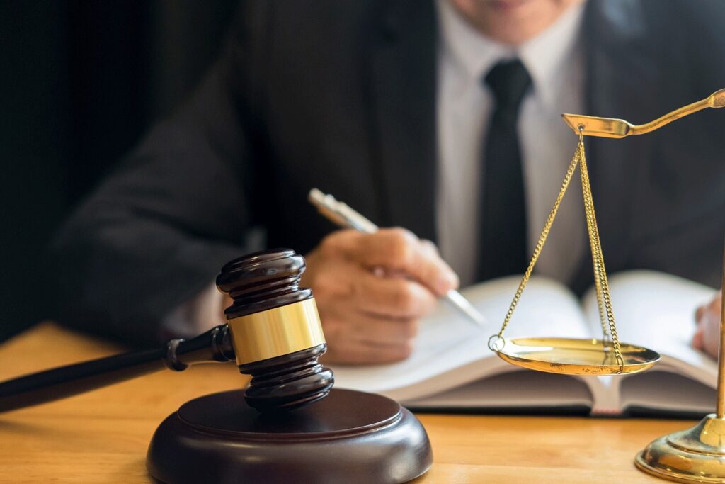 Sözleşme ve Borçlar Hukuku